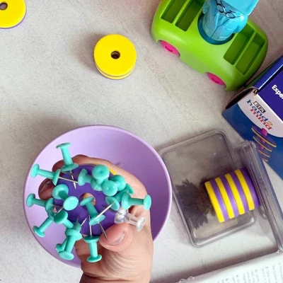 Learning Resources Hand2min Magnets Super Science Kits For Kids, Science Experiments And Fact-Filled Guide 4 Learning Resources Hand2min Magnets Super Science Kits For Kids, Science Experiments And Fact-Filled Guide - Image 2